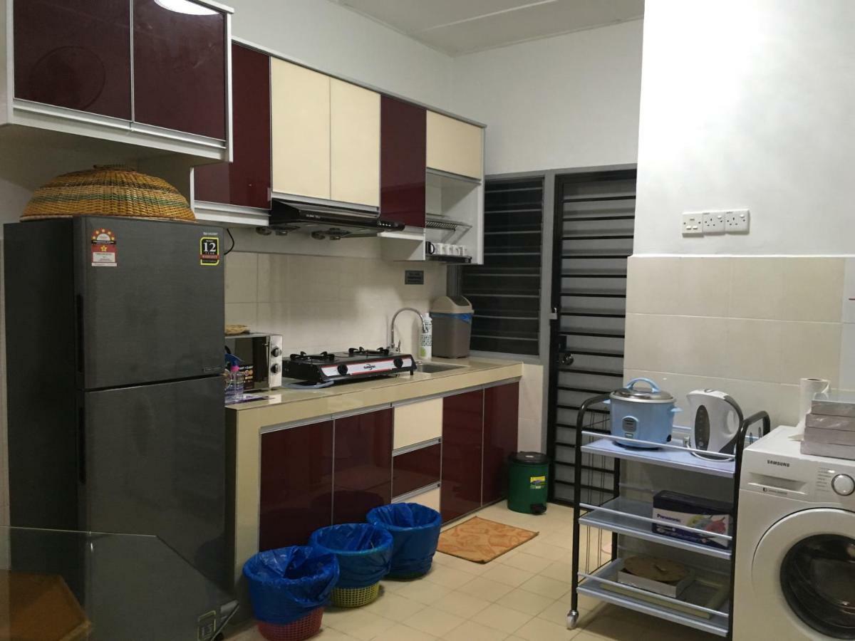 Villa Permata Impian Bangi Esterno foto