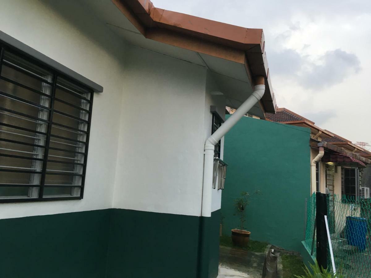 Villa Permata Impian Bangi Esterno foto